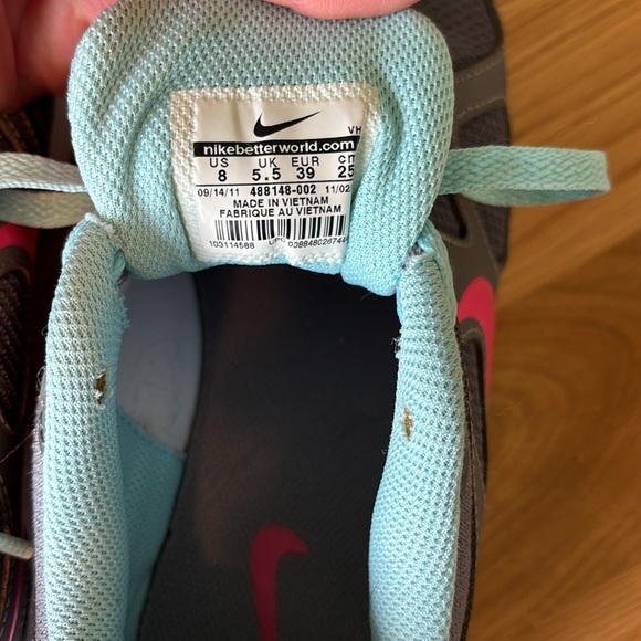 Nike Revolution Running Shoe - Picture 10 of 10